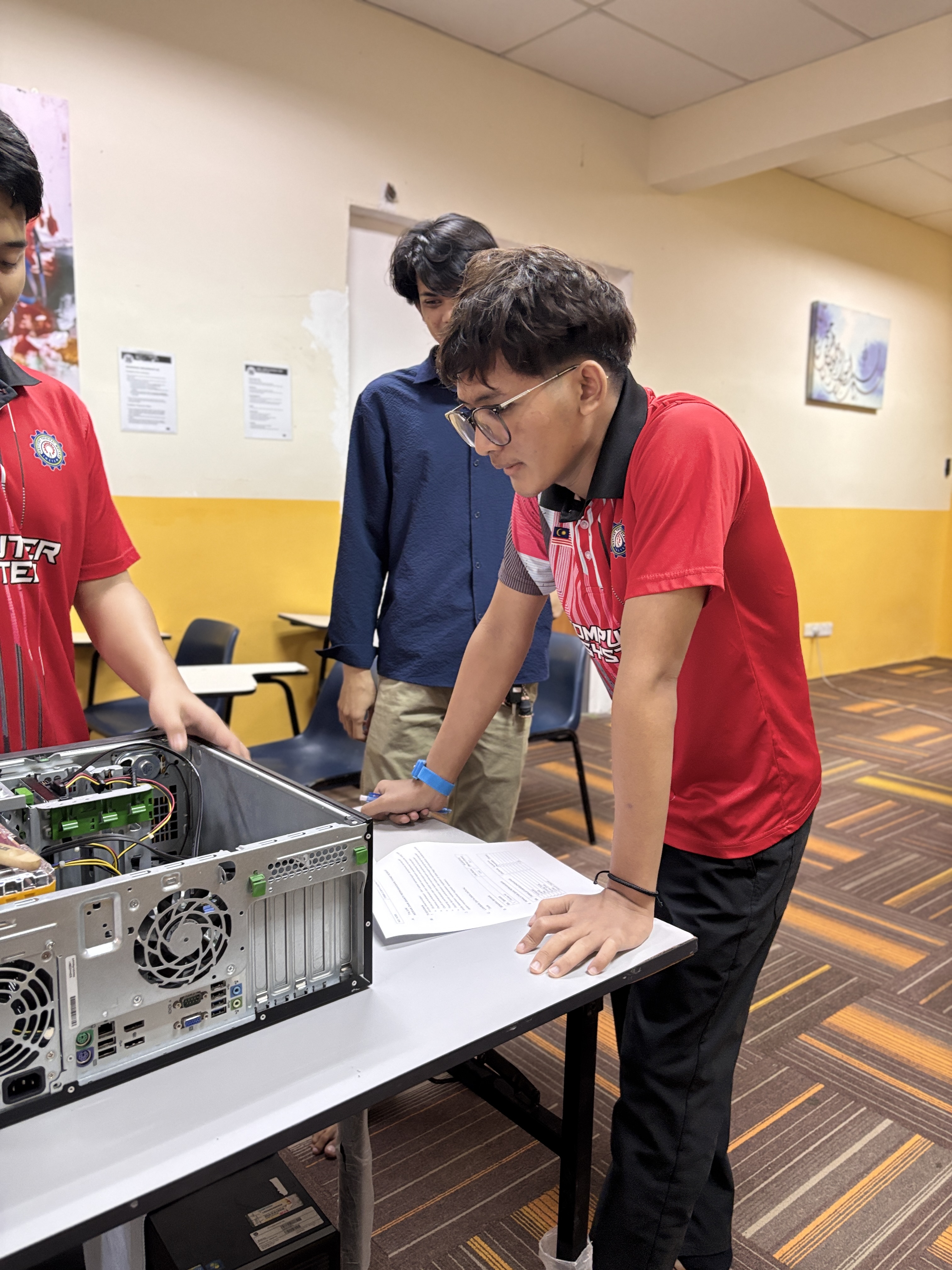 INSTEM Campus 10